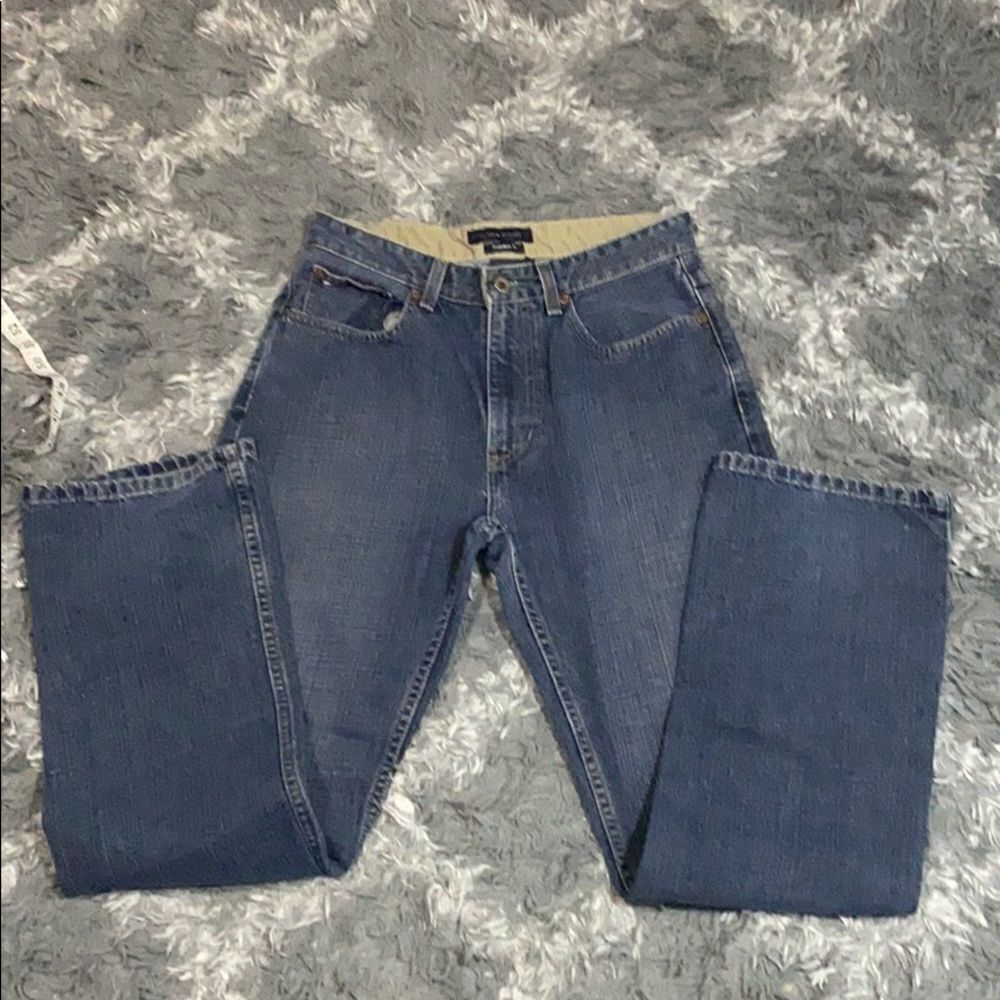 Tommy Hilfiger freedom fit jeans size 29 / 32 EUC straight leg - Picture 2 of 9